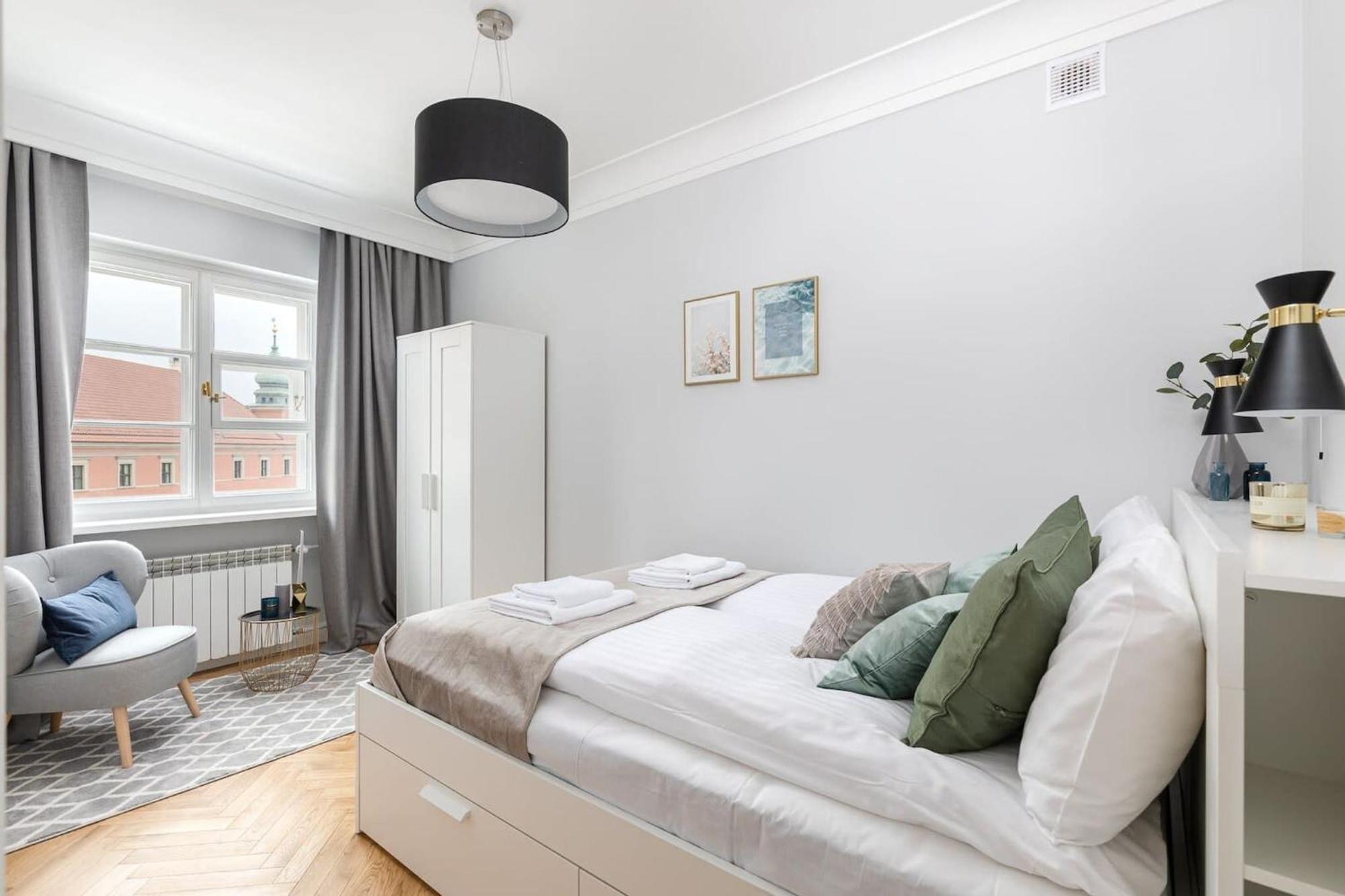 Plac Zamkowy - Apartment With City View By Noclegi Renters Warszawa Eksteriør bilde